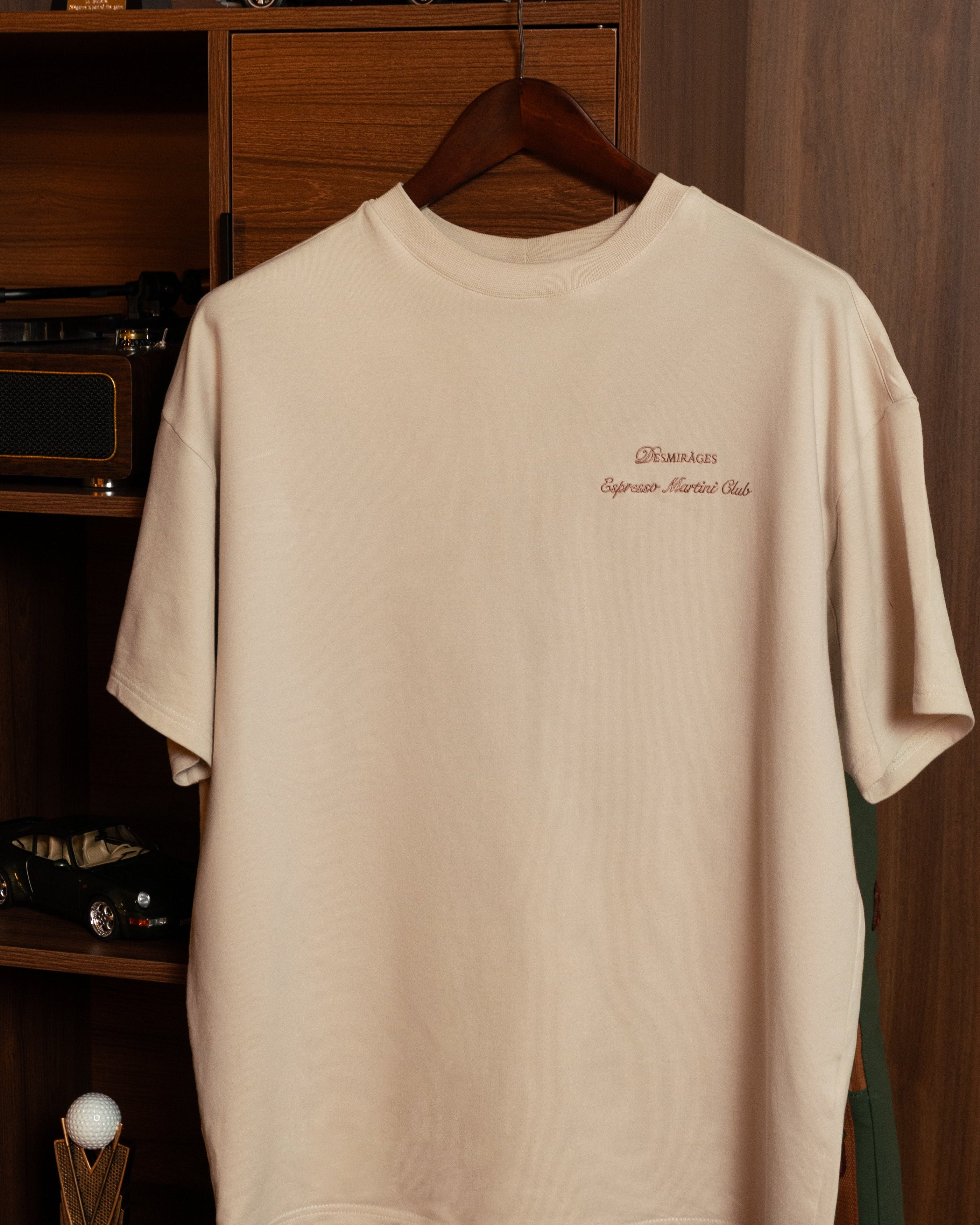 Oversized cream tshirt men