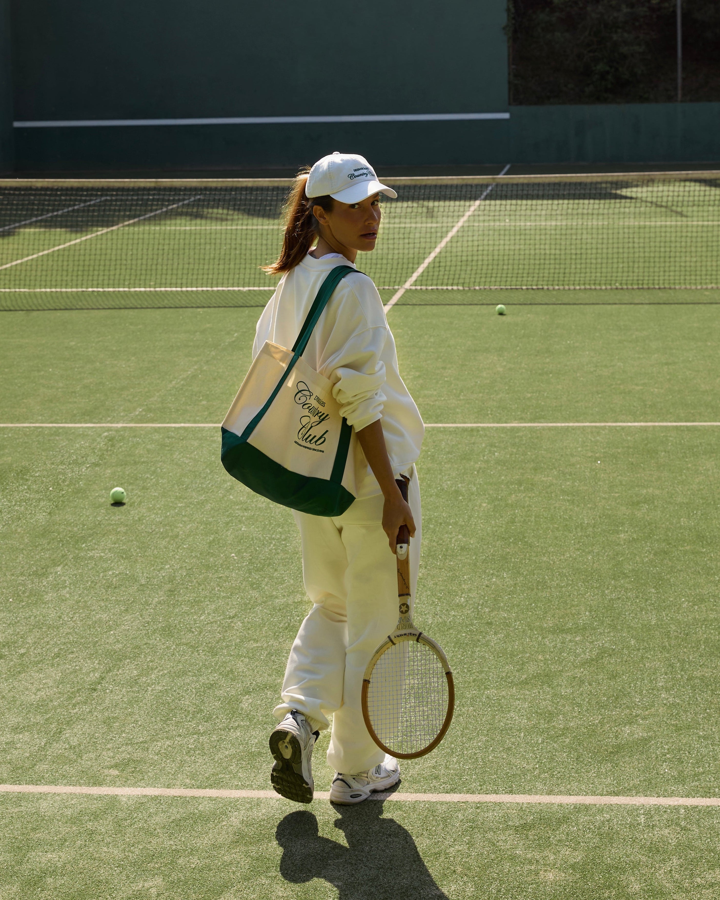 Sweatpants_cream_sportyrich